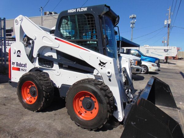 2014 Bobcat S750 TURBO 2 SPEED “KUBOTA DIESEL” NO D.E.F. – NEW TIRES – FULLY SERVICED – ICE COLD A/C – 100% SERVICED