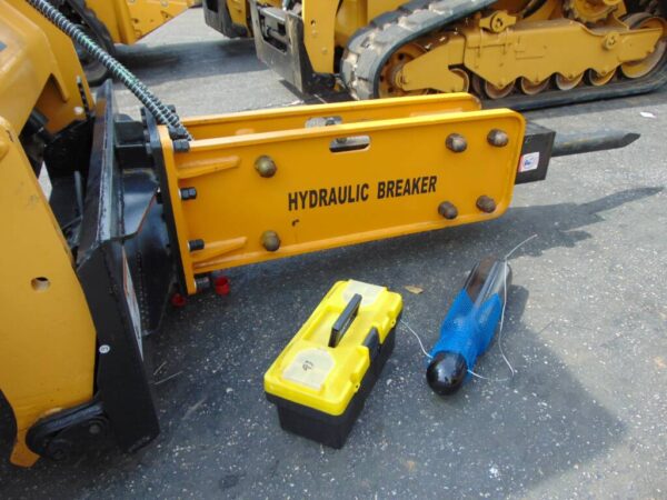 2025 WOLVERINE Skid Steer Attachment ZW-750 SEVERE DUTY - Image 4
