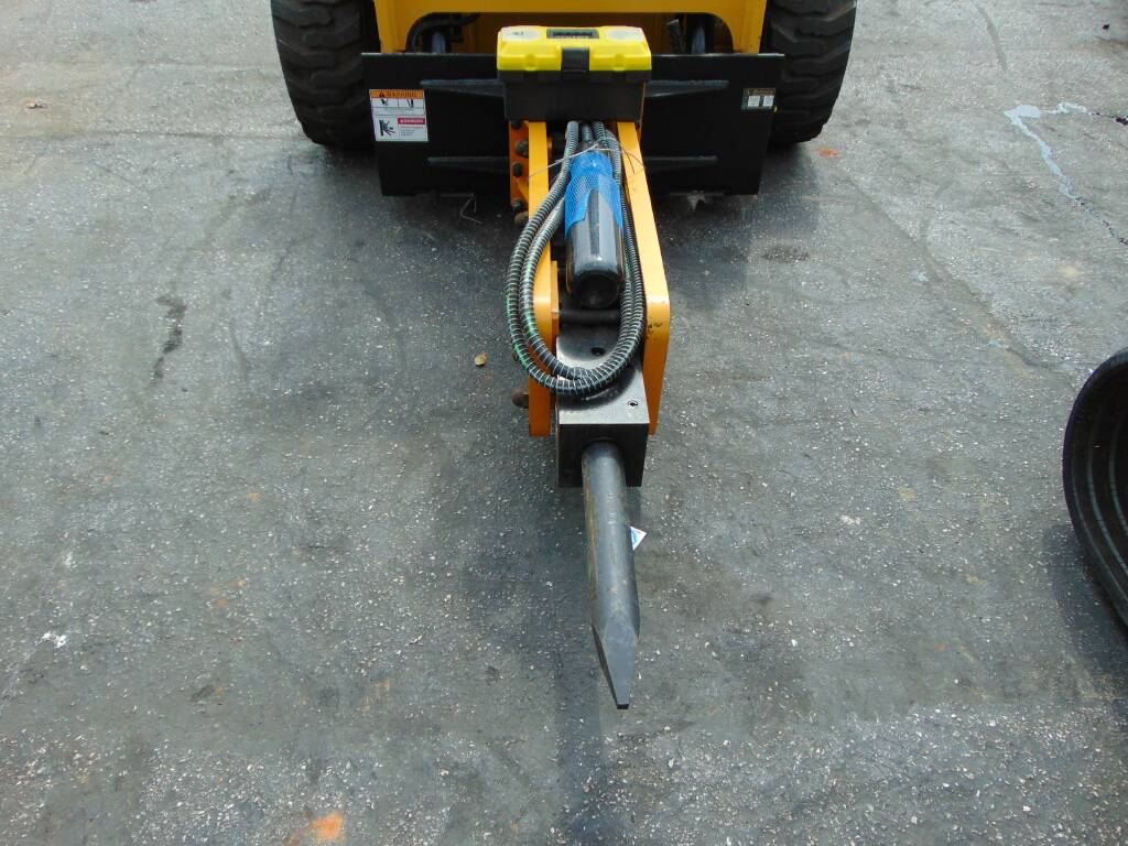 2025 WOLVERINE Skid Steer Attachment ZW-750 SEVERE DUTY - Image 2