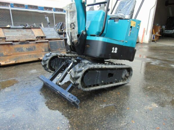 Tiller-king Mini Excavator Vm-12 “super” Mini 2,000 Lb Gas Powered - Image 2